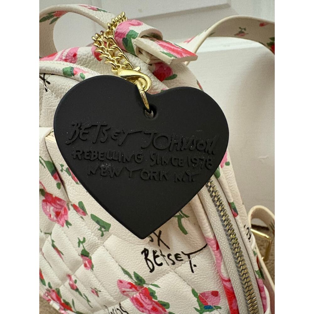 Betsey Johnson Garden Party Quilted Floral Backpack Bow White Pink Roses Clean - Picture 9 of 11